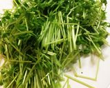 お揚げと豆苗のさっと炒め作り方2写真