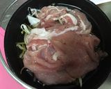 鉄鍋で豚バラもやしのモツ鍋風☆簡単1人鍋作り方3写真
