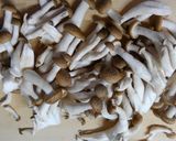 簡単あと一品!鶏ささみと しめじの和風煮作り方1写真
