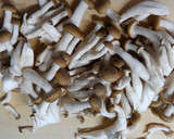 簡単あと一品！鶏ささみと しめじの和風煮作り方1写真