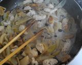 ヘルシー♪鶏ささみとキノコのクリーム煮♡作り方7写真