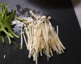 （鍋の残り野菜）春菊と人参の胡麻和え作り方2写真