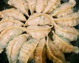 肉汁溢れるパリッパリ羽根付き野菜餃子✨作り方8写真