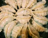 肉汁溢れるパリッパリ羽根付き野菜餃子✨作り方8写真