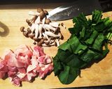鶏肉とほうれん草♪バター醤油炒め✨作り方1写真