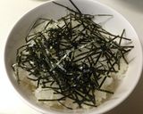 手抜きしましょ♡アボカドしらす丼作り方1写真
