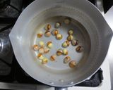 鶏肉とぎんなんの中華風炒め☆作り方2写真