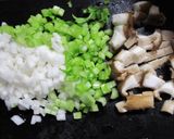 ご飯にもトーストにも♪豚ひき肉の炒め物作り方1写真