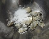 牡蠣とナスと厚揚げのチョコ味噌煮作り方1写真