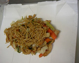 残った焼きそばで☆簡単そばめし♪作り方1写真