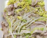 豚バラ肉・白菜・もやしのレンジで酒蒸し作り方3写真