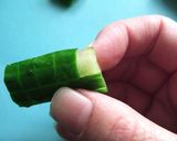 写真つき！きゅうりの飾り切り　キャラ弁に作り方5写真