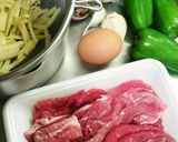 豚もも肉でチンジャオロースー作り方1写真