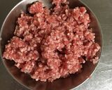 えのきでかさ増し！塩麹と梅ひき肉のパスタ作り方1写真