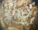 プチすき焼きたれで簡単節約豚すきうどん♪作り方4写真