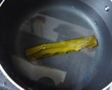 大根の皮で節約☆なめこ入り味噌汁作り方1写真