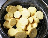ひと口☆おさつ団子☆離乳食後期にも!作り方1写真