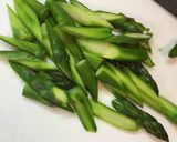 牛肉アスパラのオイスター炒め作り方1写真