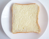 鮭フレークととろけるチーズのトースト作り方1写真