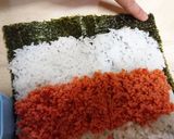 お弁当に★簡単【鮭のペタンコおにぎり】♪作り方3写真