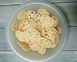 簡単 ごま油香る蓮根きんぴら作り方2写真