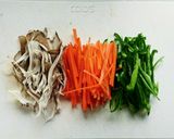 レンジで簡単☆無限ピーマン豪華ver。作り方1写真