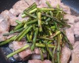 豚肉とニンニクの芽の炒めもの作り方3写真