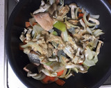 ご飯がすすむ！鮭と野菜の濃厚味噌マヨ！作り方4写真