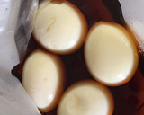 簡単！めんつゆだけで半熟トロトロ煮卵！作り方3写真