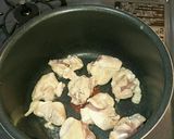 里芋と鶏肉の煮物作り方2写真