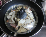 舞茸と豆苗とウインナーの中華炒め作り方8写真