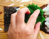 チキンロール大葉チーズおにぎらず(動画有作り方10写真