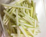 レンジで簡単＊大根の皮サラダ作り方1写真