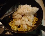 コーンだけの焼き飯★にんにく醤油風味作り方3写真