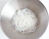 レタスと春雨の生春巻き作り方1写真