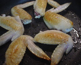 おうち食堂☆鶏手羽とれんこんの炒め煮。作り方3写真