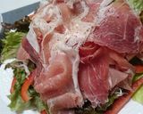 ワインに合う♪生ハムたっぷりのサラダ作り方4写真