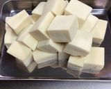 南瓜とこうや豆腐のコンソメミルク煮作り方1写真