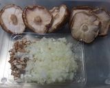 椎茸の肉詰めフライ作り方1写真