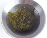 がごめ昆布とえのき茸のわさび和え作り方1写真
