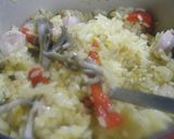 サフランと魚肉ソーセージの炊き込み飯作り方4写真