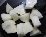 じゃがいもと甘栗の和え物作り方1写真