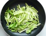 ブロッコリーの茎の胡麻炒め作り方2写真