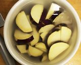 調味料なし？！さつまいものレモン煮作り方1写真