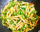 ピーマンとさつま揚げの青椒肉絲風作り方6写真