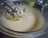 昔懐かし卵黄で作る美味しいバタークリーム作り方5写真