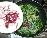 タコと白菜キムチの炒め物♪もやし・ニラ作り方3写真