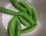 スナップエンドウの卵和え（醤油味）作り方1写真