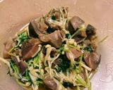 簡単ヘルシー節約!砂肝と豆苗の炒め作り方7写真