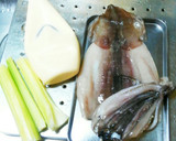 イカとセロリのマヨ炒め作り方1写真